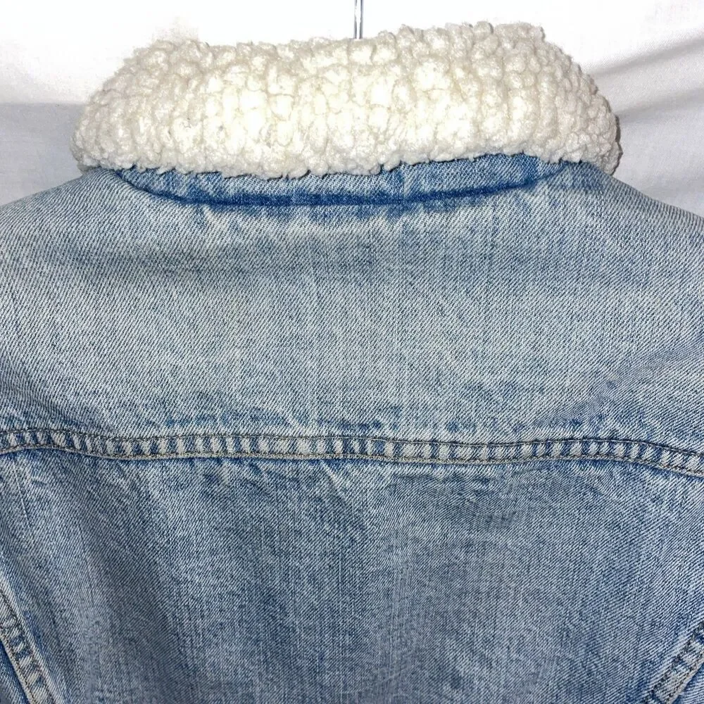 Vintage Levi’s Men’s Fleece Lined Jean Jacket Size 42 U.S. Medium Blue Outdoors